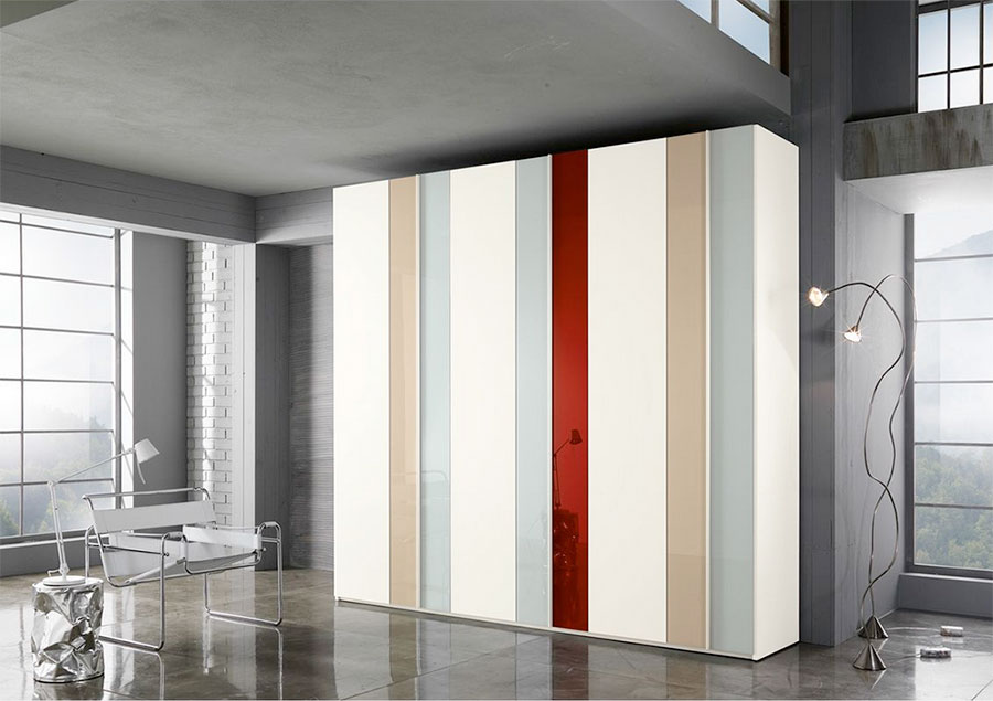 Comò, comodini, armadi Cosmo