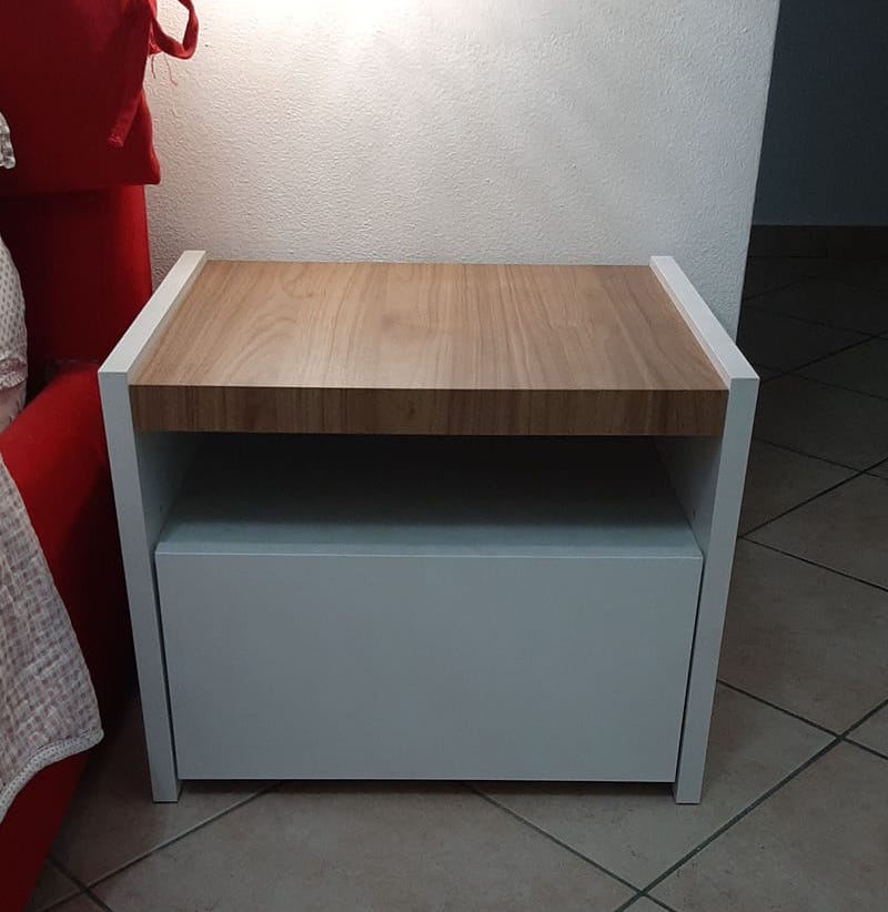 Coppia di comodini Bianco Opaco e Noce Dark, guide ammortizzate