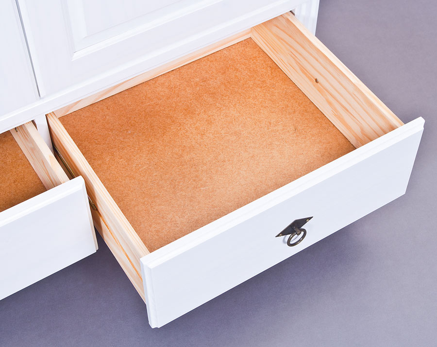 Armadietto due ante + due cassetti H.140 / pino massello verniciato ad acqua bianco