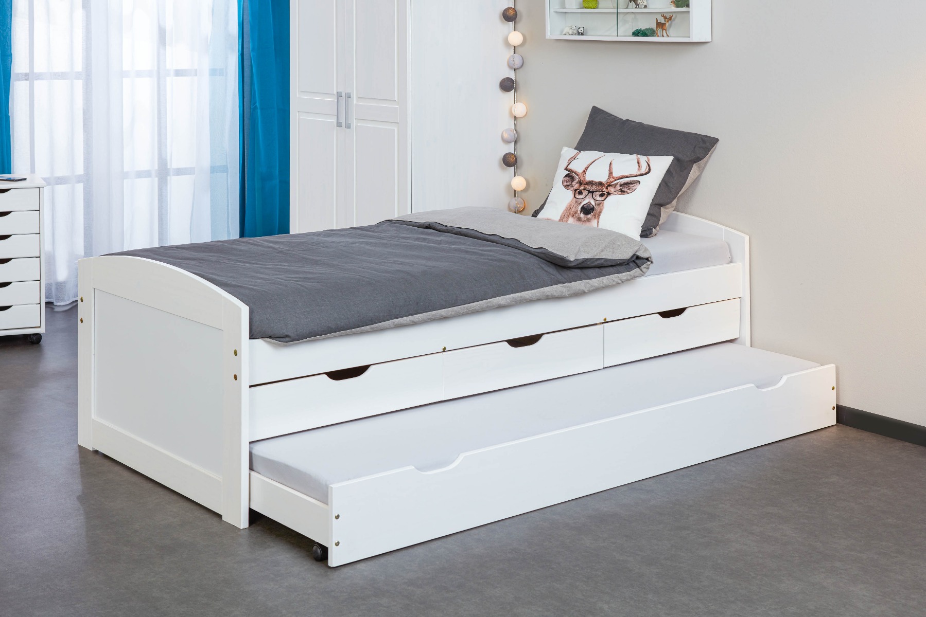 LETTO CON CASSETTI CONTENITORE E SECONDO LETTO INFERIORE AD ESTRAZIONE. 