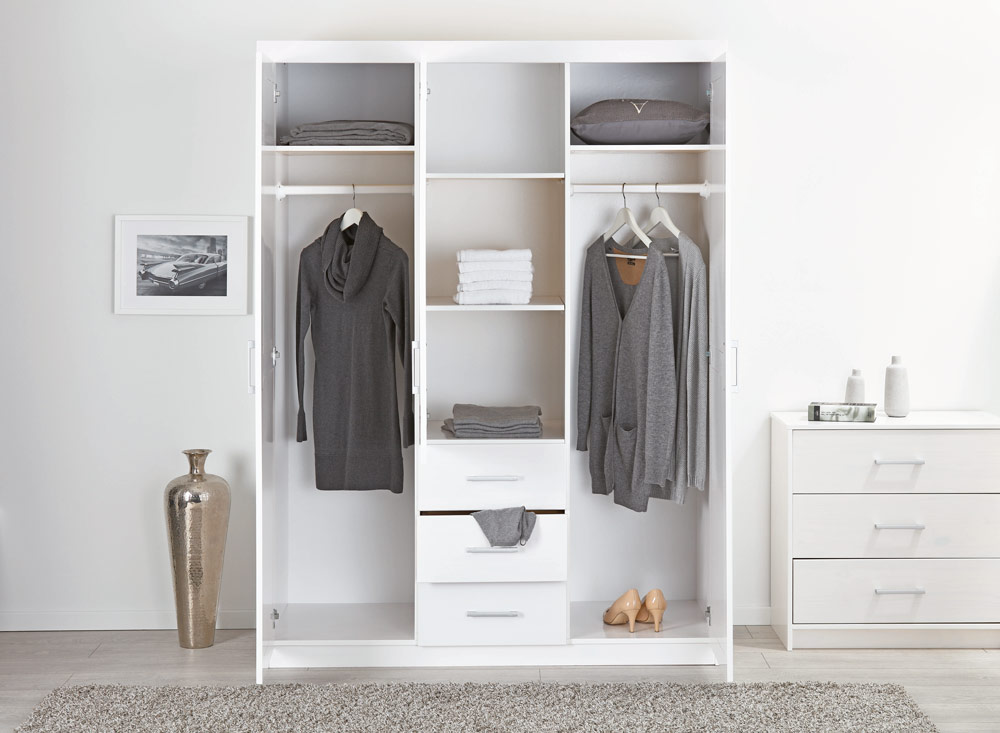 Armadio 2 ante + tre cassetti / pino massello verniciato ad acqua bianco