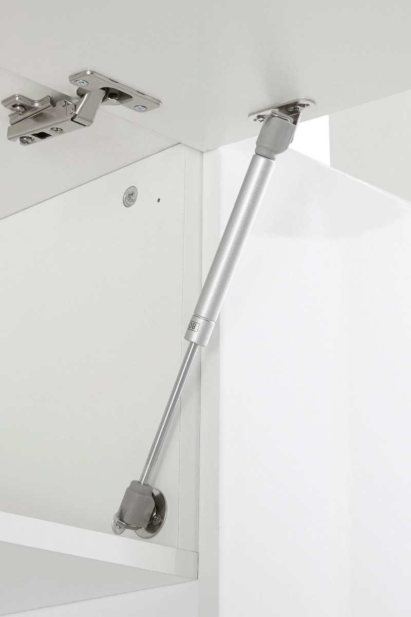 Parete attrezzata moderna, con pensile vasistas, mensole in vetro, finitura bianco lucido e ardesia