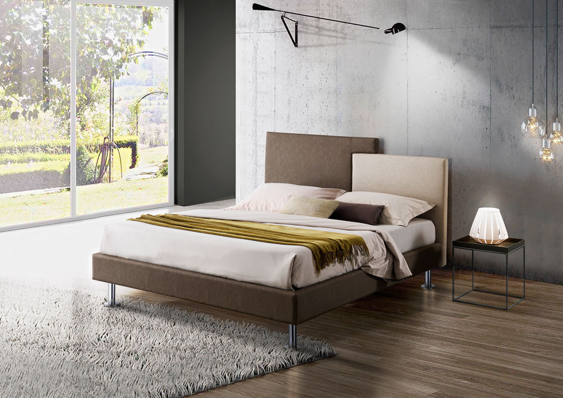Letto matrimoniale Giglio, imbottito con tessuto color Orzo e Marrone