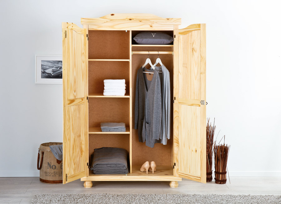 Armadio in legno pino massello  con 2 ante 104x180