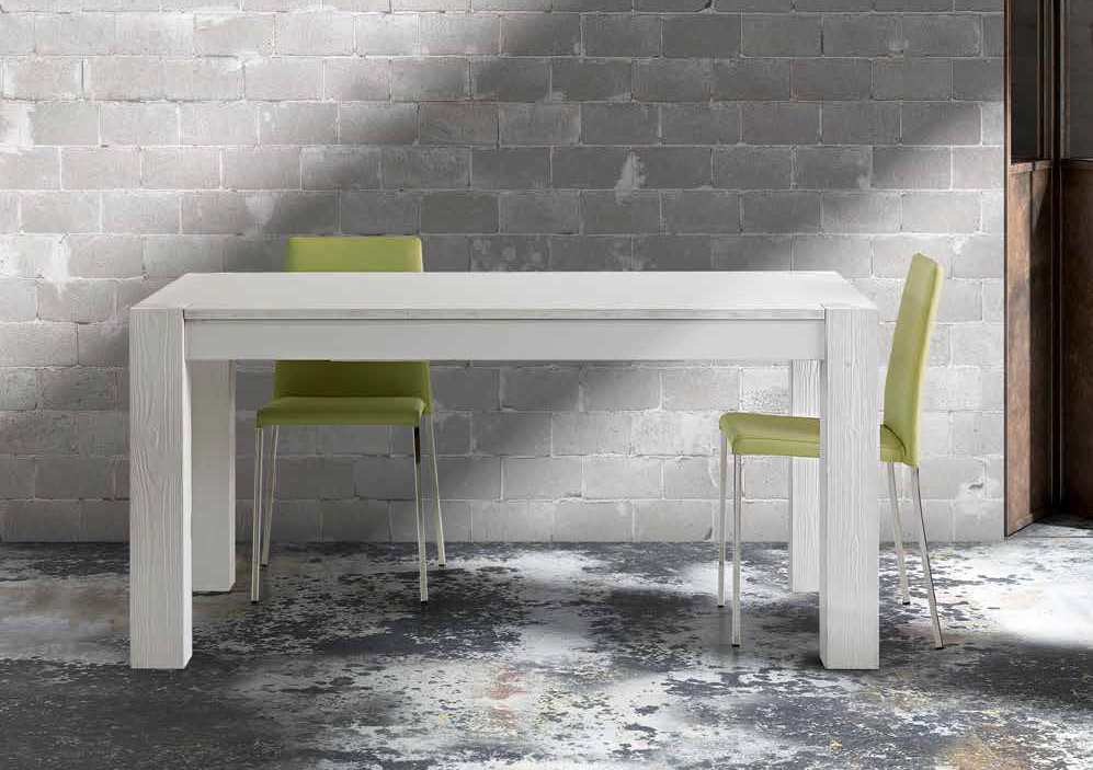 Tavolo di design allungabile, in legno di abete, finitura bianco spazzolato