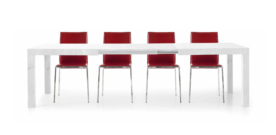 Tavolo di design allungabile in legno, finitura bianco frassinato, apertura con binario