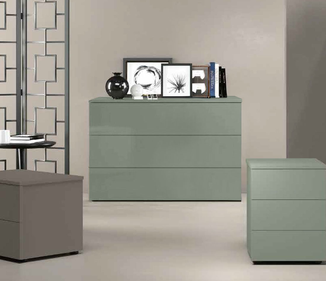 Comò moderno a 3 cassetti in finitura Agave