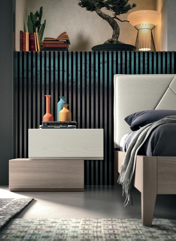 Elegante e moderno Comodino particolare con 2 cassetti  di alta qualità in finitura Frassinato bianco e Olmo