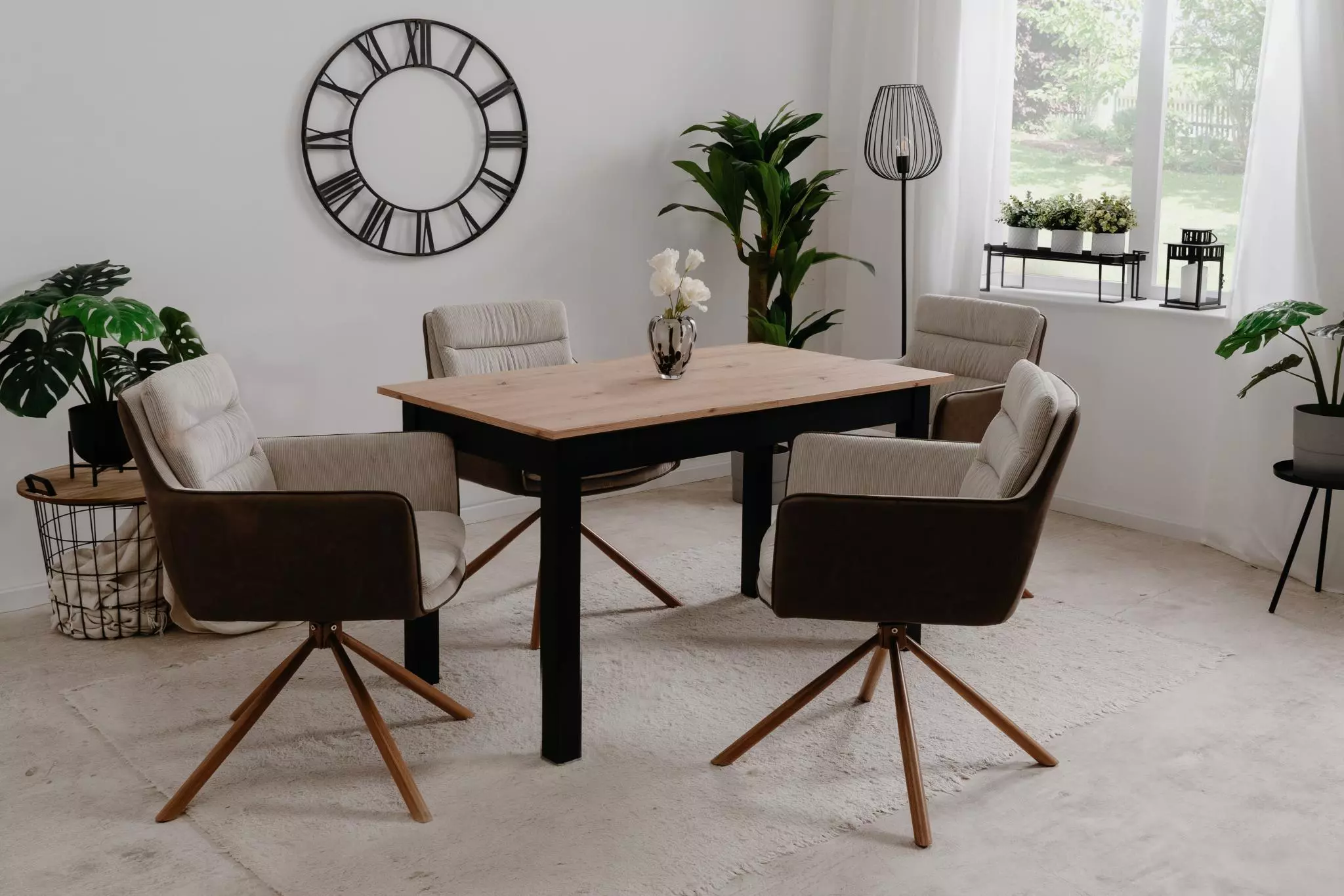 Tavolo allungabile stile nordico