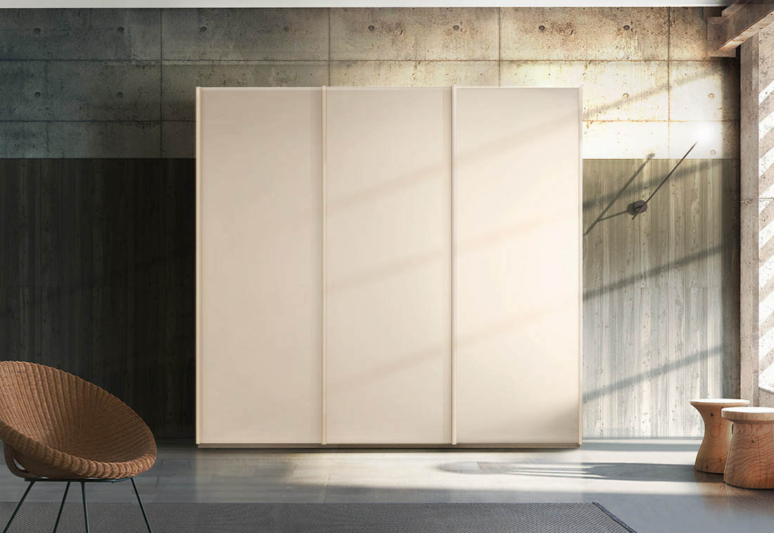 Armadio scorrevole a 3 ante in finitura nobilitato Orzo