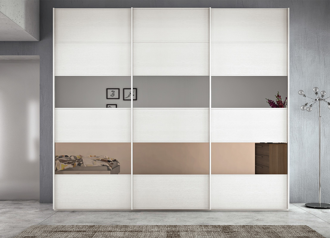 Armadio a 3 ante scorrevoli, inserti specchio argento e bronzo