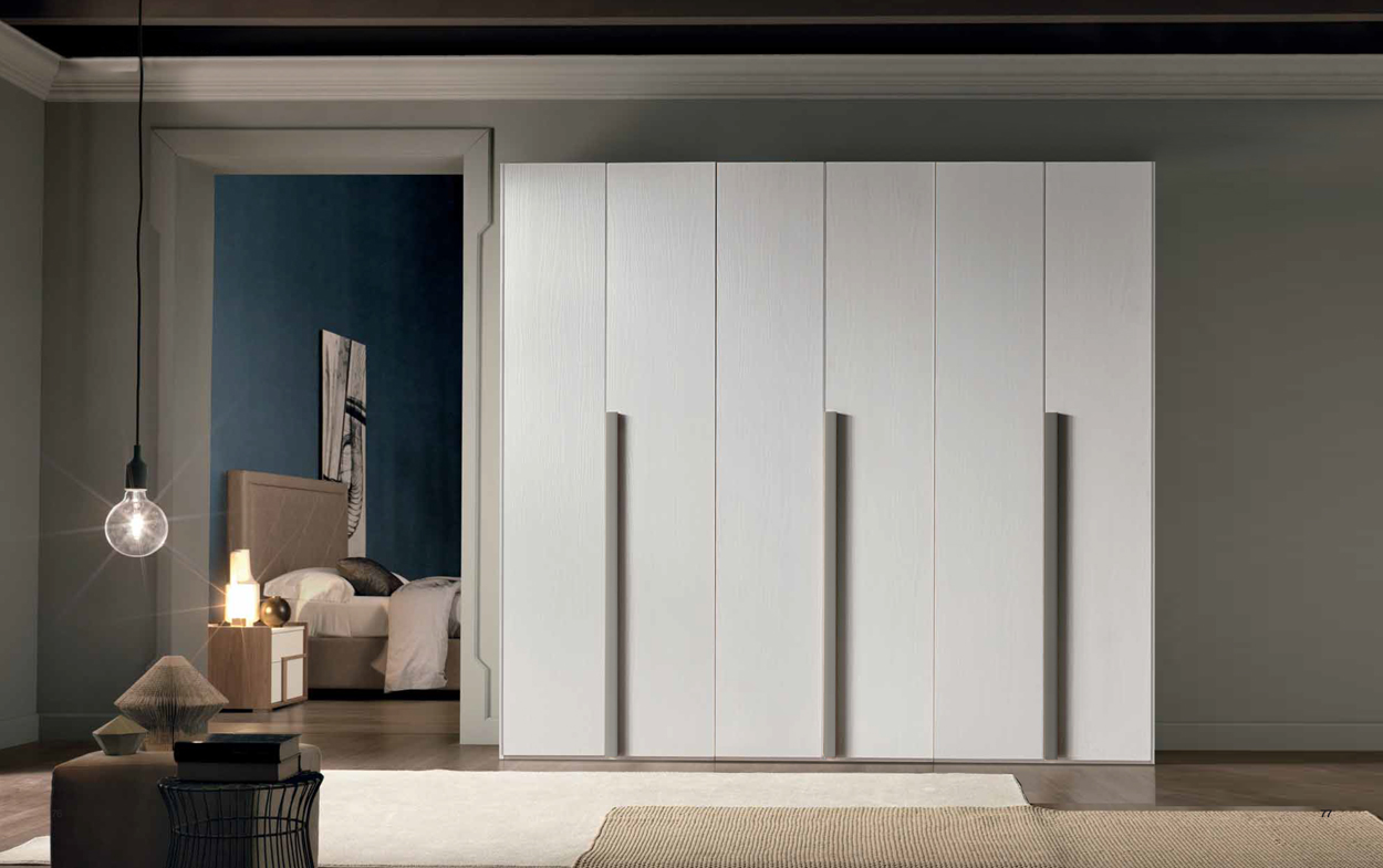 Armadio battente scontato a 6 ante, Noce bianco