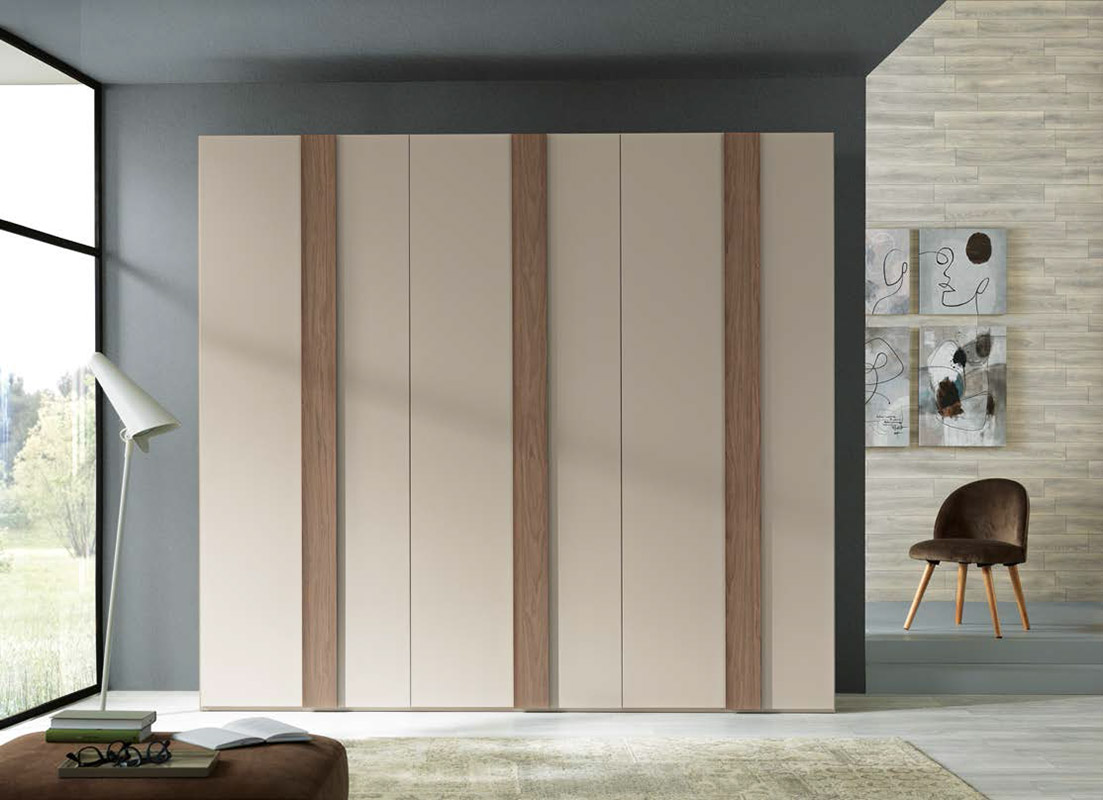 Offerta armadio battente, 6 ante in finitura Cachemire e Noce naturale