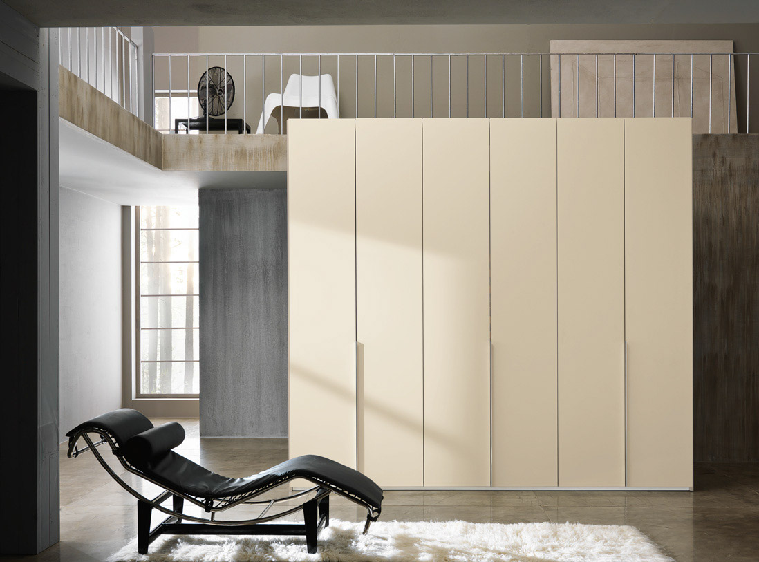 Armadio 6 ante battenti laccato Terra opaco