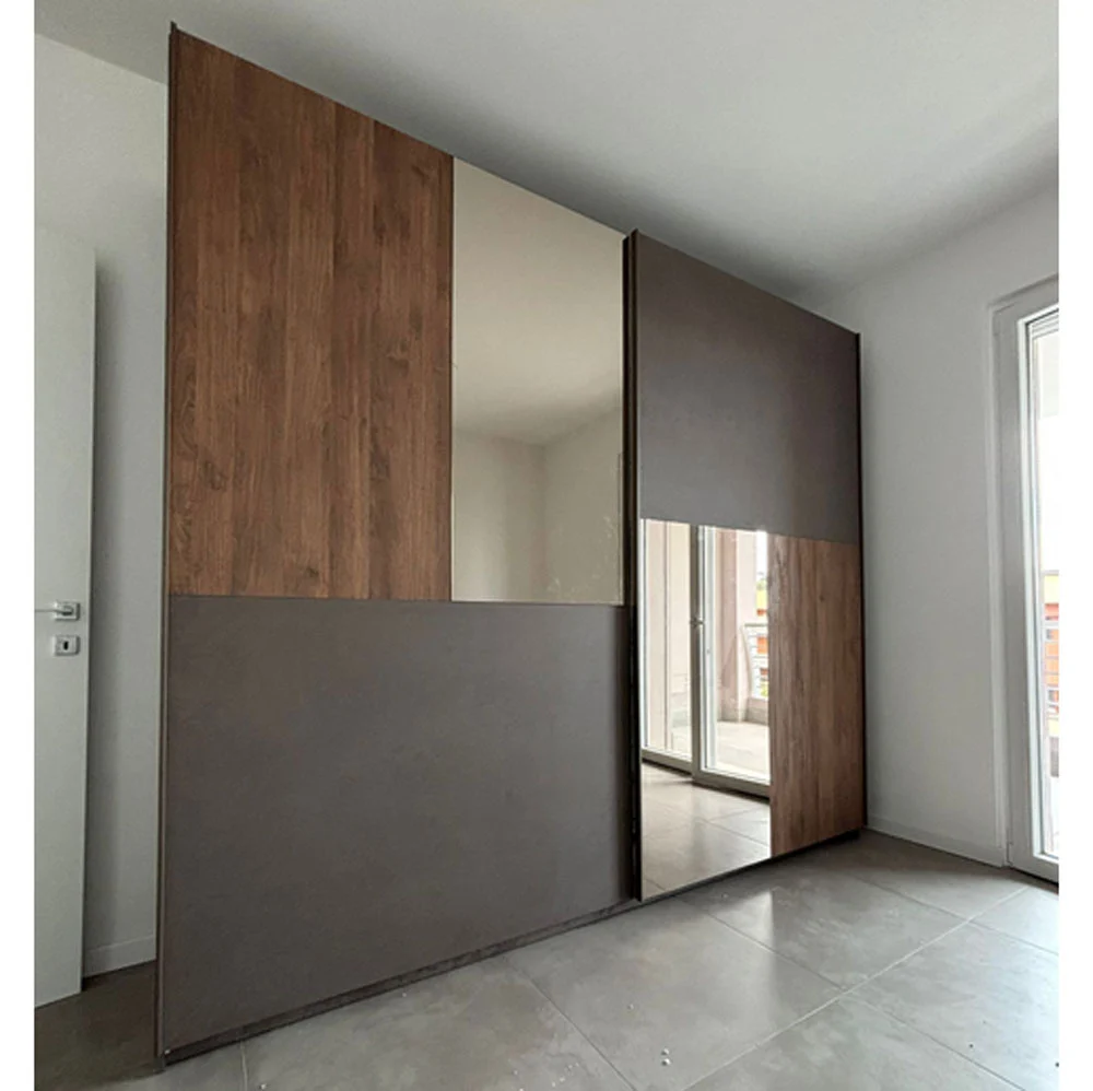 armadio scorrevole bronzo