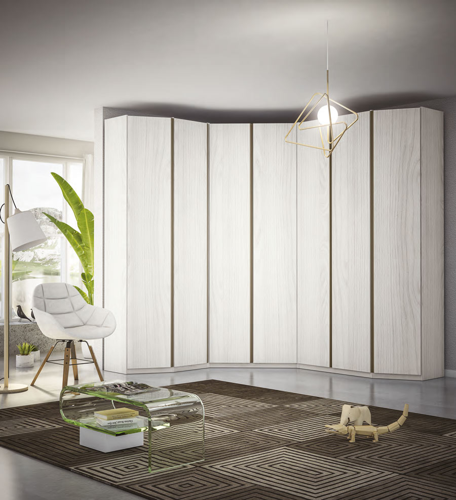 Armadio ad angolo 7 ante, finitura Olmo Bianco, made in Italy