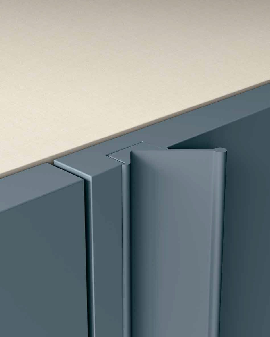 Armadio Petrolio 6 ante battenti, design moderno