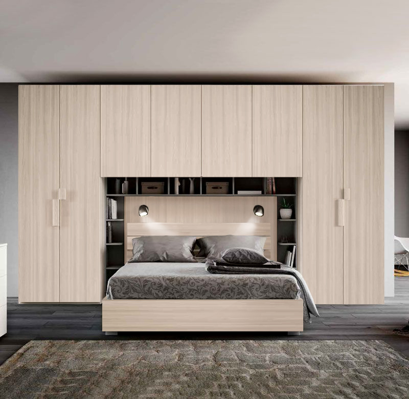 Armadio a ponte per letto matrimoniale con 8 ante battenti, finitura Olmo Natura