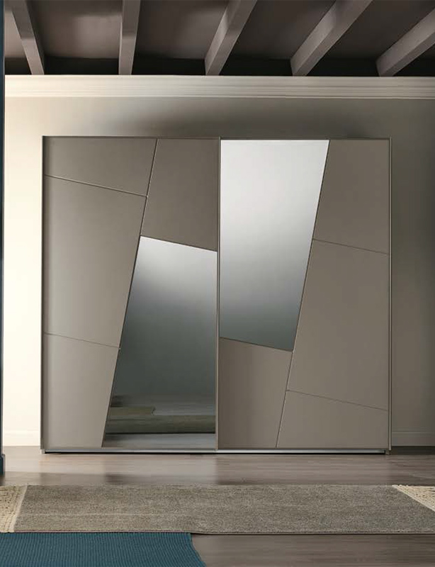 Armadio scorrevole con specchi fumè a 2 ante, finitura Grigio londra
