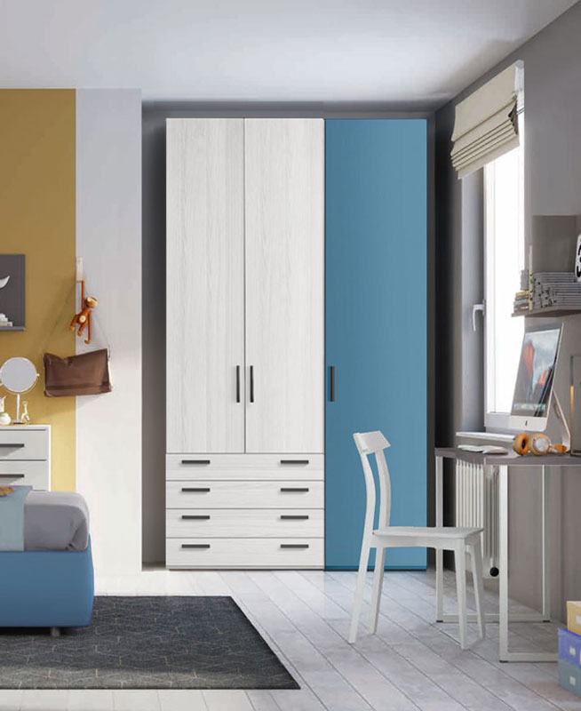 Armadio moderno L.151 a 3 ante e 4 cassetti H.257, finitura Frassino Bianco e Blu Egeo