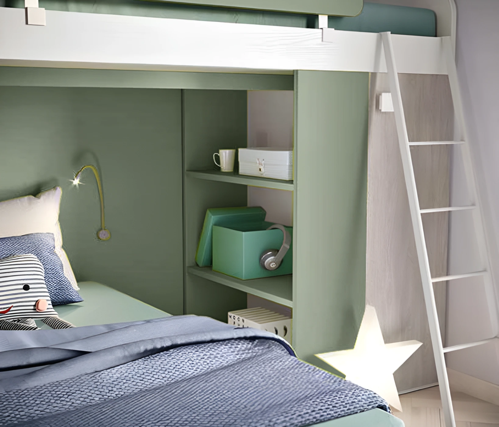 Cameretta con soppalco a 2 posti letto in Bianco frassino, Gessato cenere e Salvia