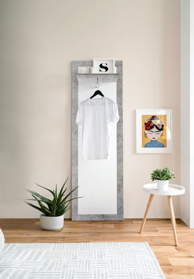 Appendiabiti da ingresso, finitura bianco lucido e beton