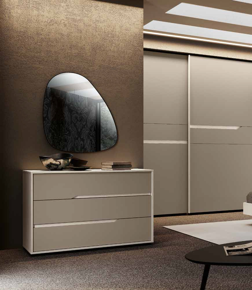 Comò con maniglie a gola, 3 cassetti, Bianco altea e Visone