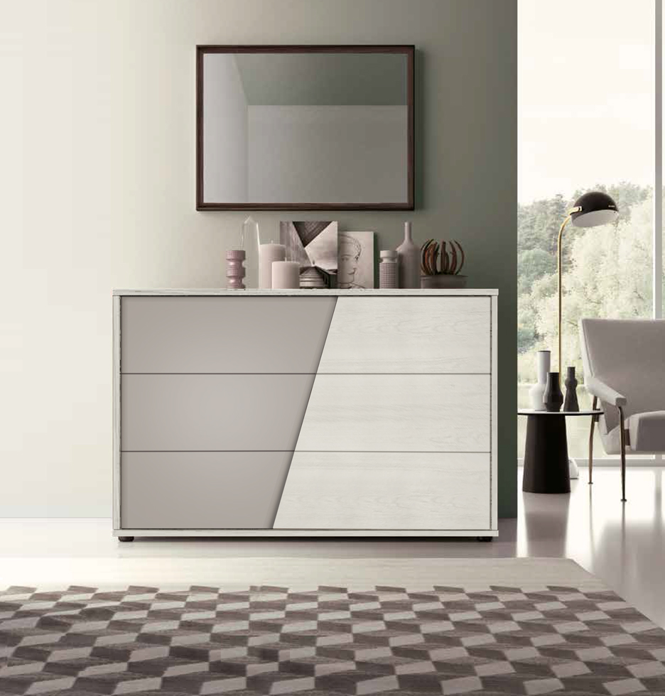 Comò e comodini moderni in finitura Bianco altea e Grigio seta