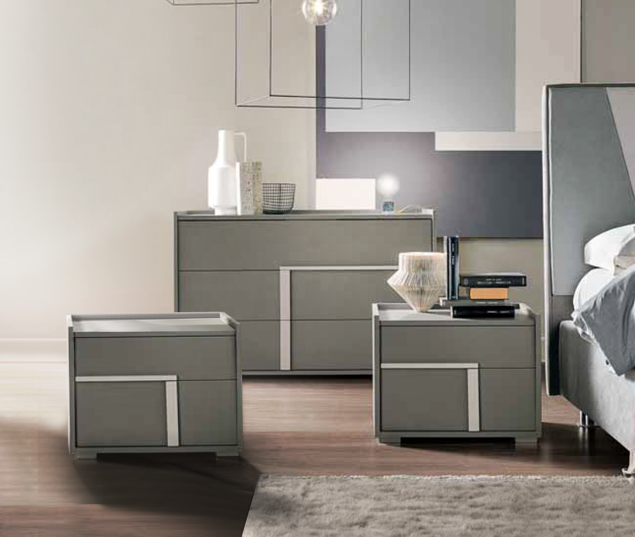 Set Garda con comò e comodini in finitura Grigio londra