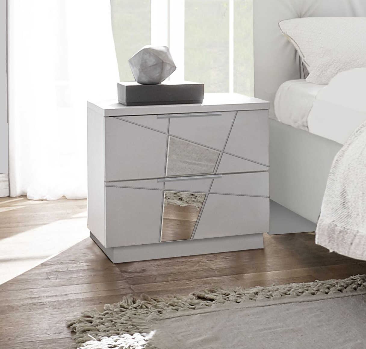 Comodini serigrafati con inserti specchio 2 cassetti, Bianchi