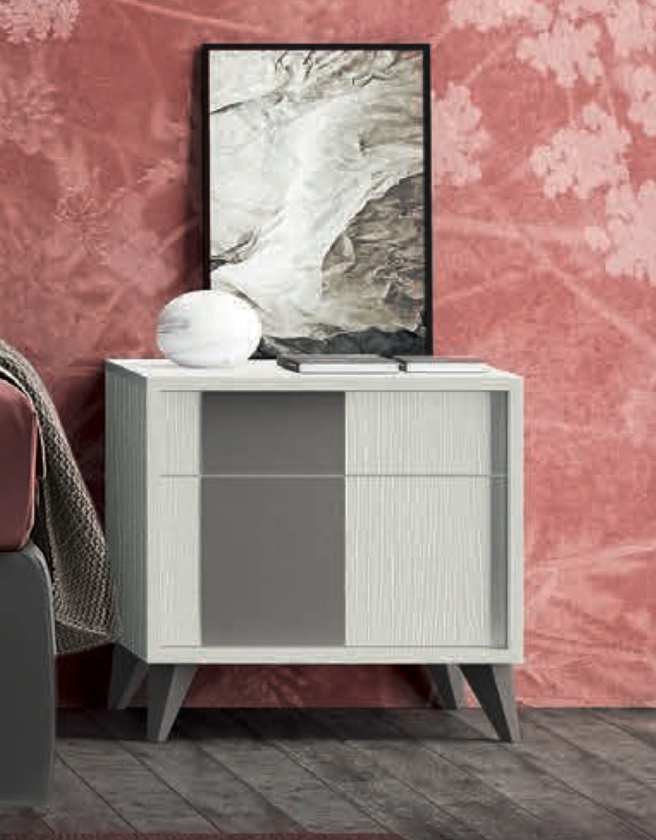 Coppia di comodini Bianchi e Grigi, 2 cassetti con piedini