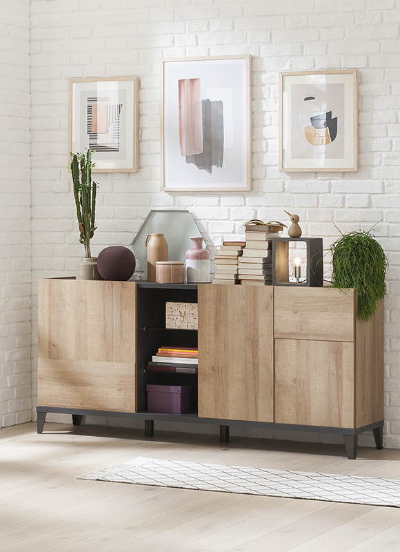 Madia moderna industry con 3 ante e 2 ripiani vetro in finitura Grigio smoke e Rovere