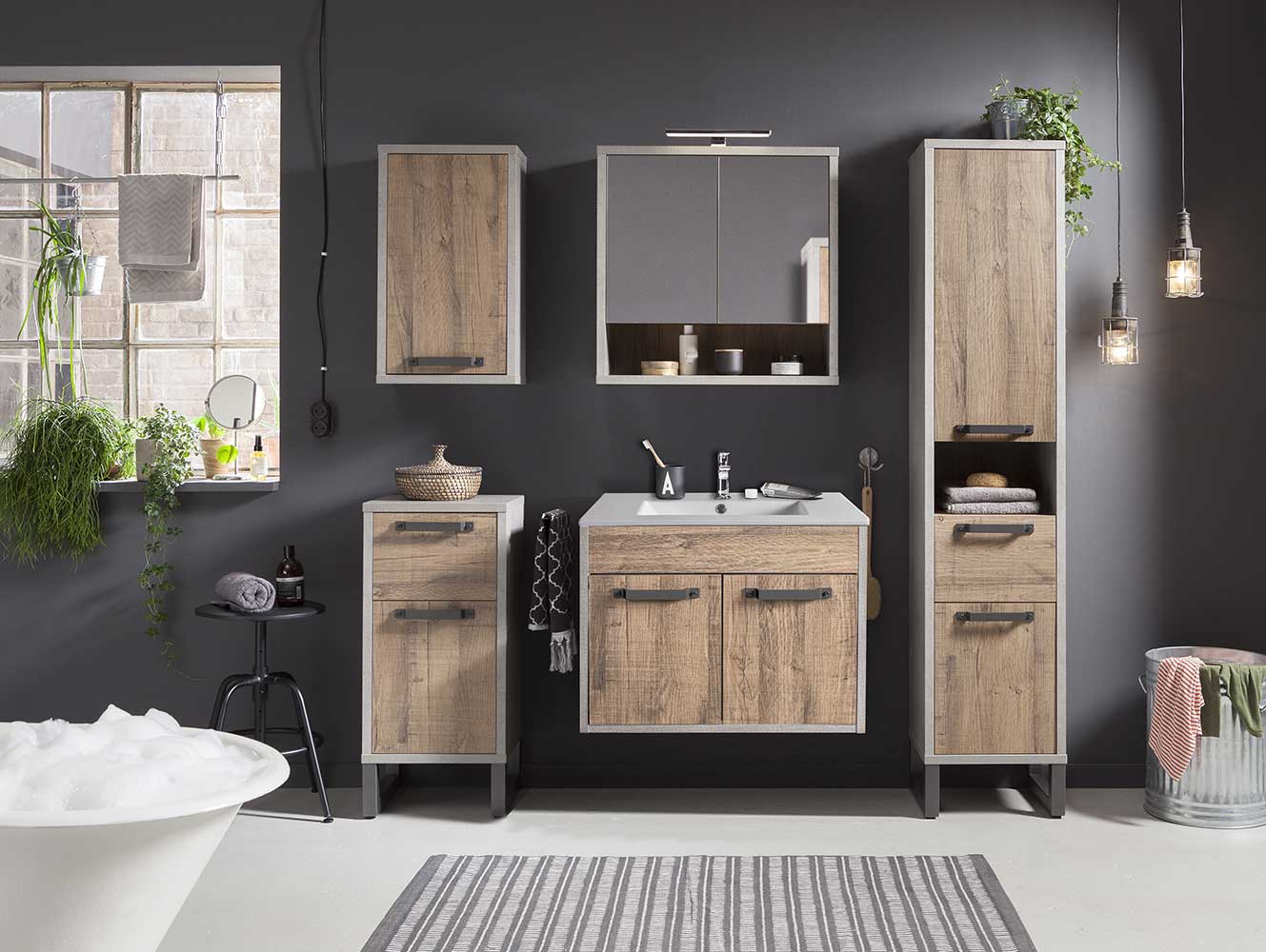 Mobili per bagni industry in finitura Cemento e Rovere invecchiato