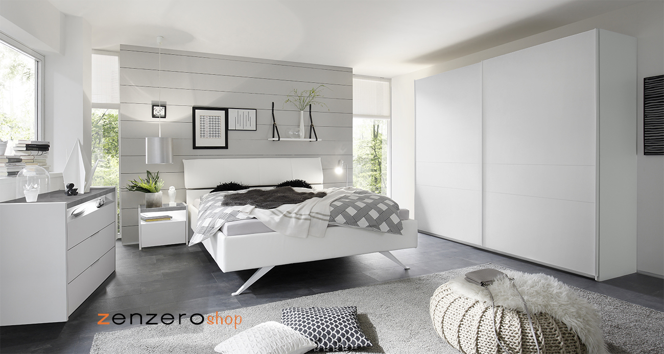 Camera matrimoniale moderna bianca, scontata