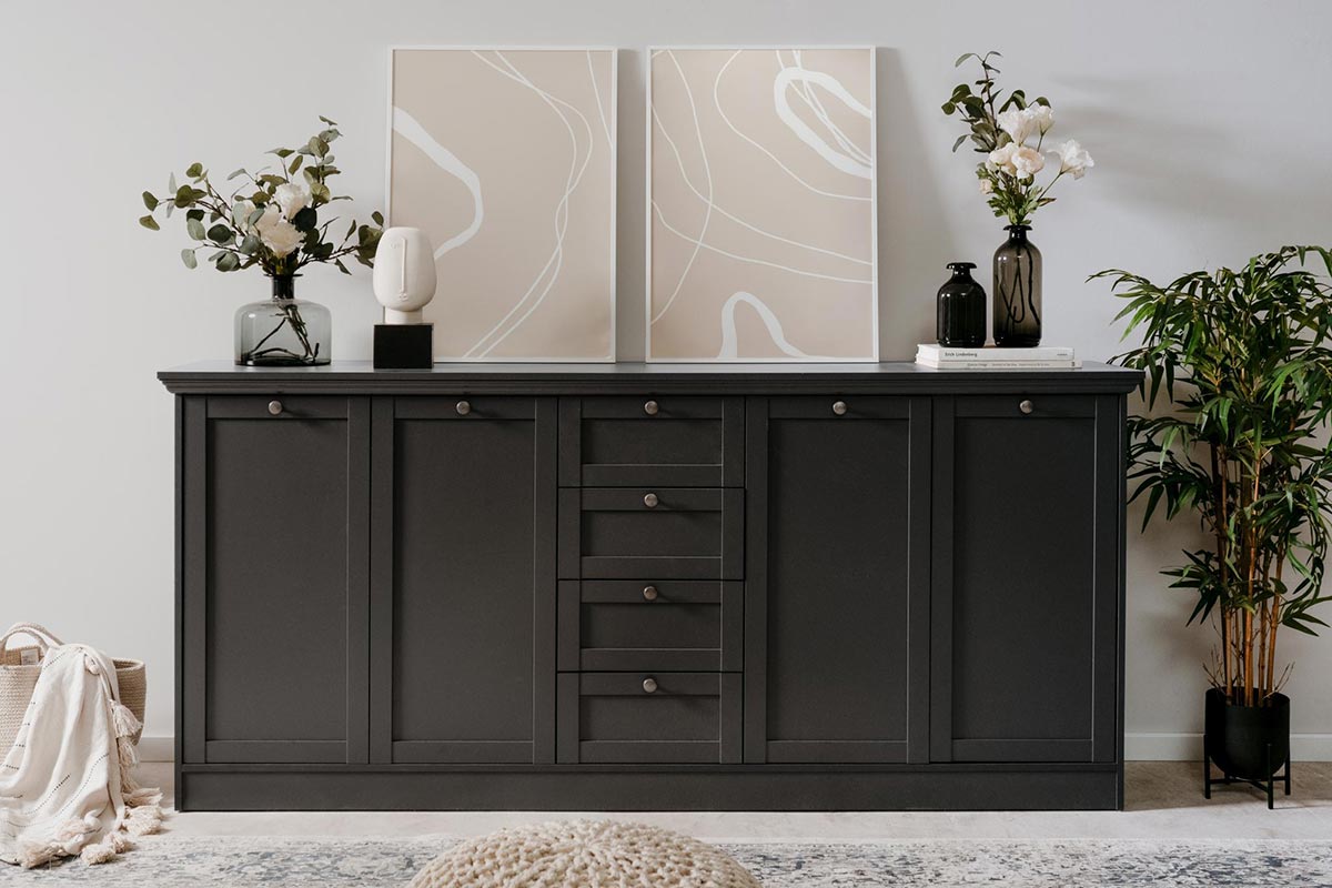 Sala completa in stile scandinavo in finitura grigio antracite 