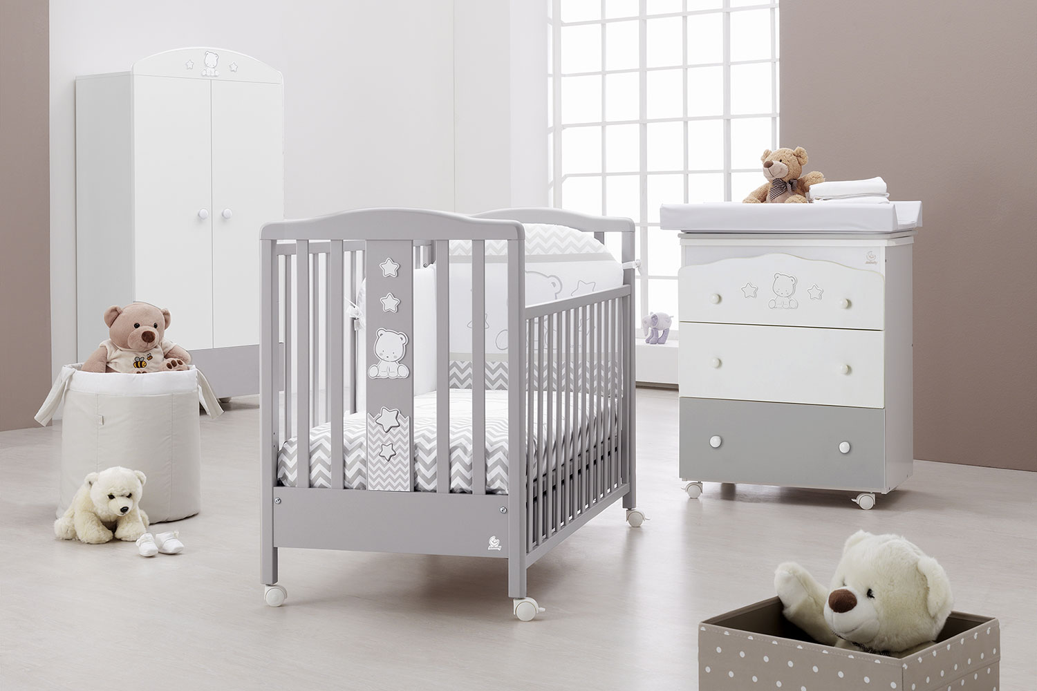 Culla moderna Teddy con ruote, finitura Grigio con decori in tinta