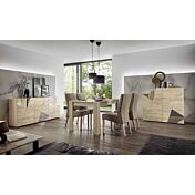 Soggiorno moderno con 2 madie e un tavolo  in finitura Rovere samoa con specchi