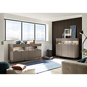 Sala moderna composta da Madia 2 e 3 ante, finitura bronzo, piedini di design