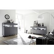 Sala moderna composta da Madia 2 e 3 ante, finitura carbonio, piedino in ferro nero