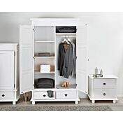 Armadio due ante +due cassetti pino massello verniciato ad acqua bianco