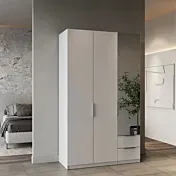 armadio multiuso con specchi