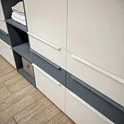 armadio con vano a giorno