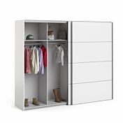 armadio con ante scorrevoli 