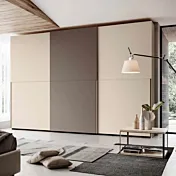 Armadio scorrevole bicolore, Orzo e Spatolato Bronzo