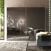 armadio con specchio