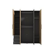 Armadio battente aperto