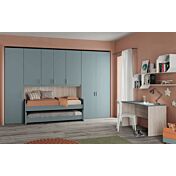 Armadio a ponte con 7 ante battenti in finitura Cadaques