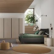 camera 8 ante battenti