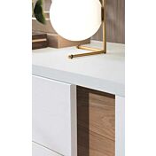 Camera moderna completa, finitura Noce bianco e Noce naturale