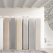 colonna con ripiani gesso